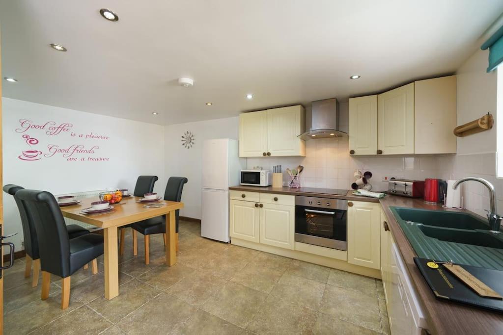 Millers Cottage Llandysul Exterior foto